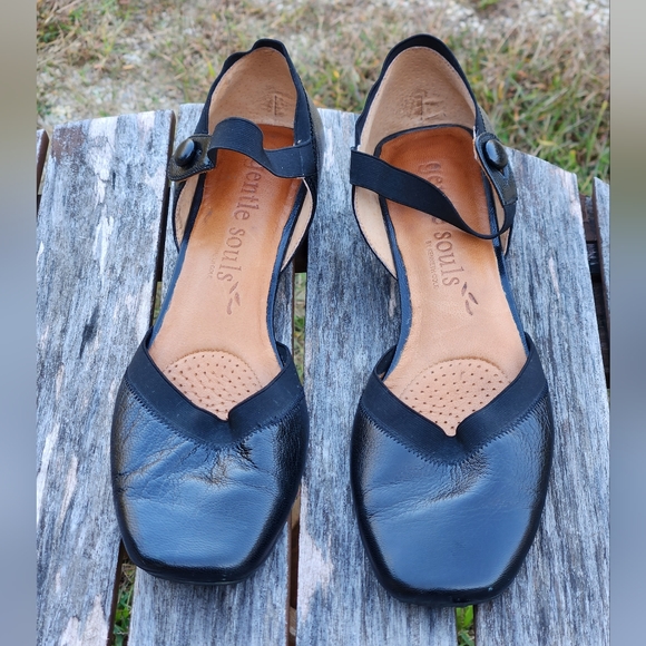 Gentle Souls Kenneth Cole Leather Mary Jane Flats Shoes 8.5 - Picture 4 of 9